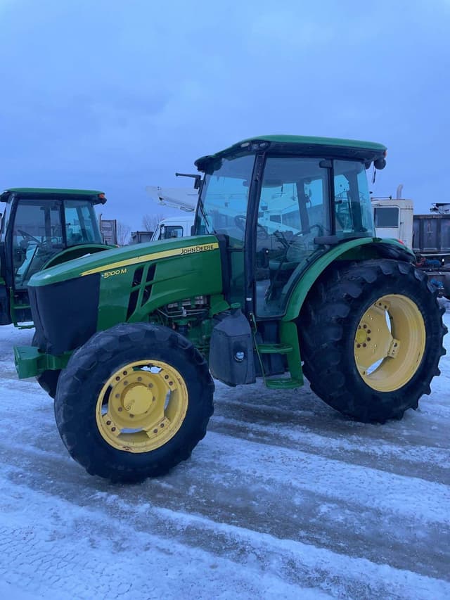 Image of John Deere 5100M equipment image 1