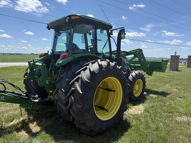 Image of John Deere 5115M equipment image 3