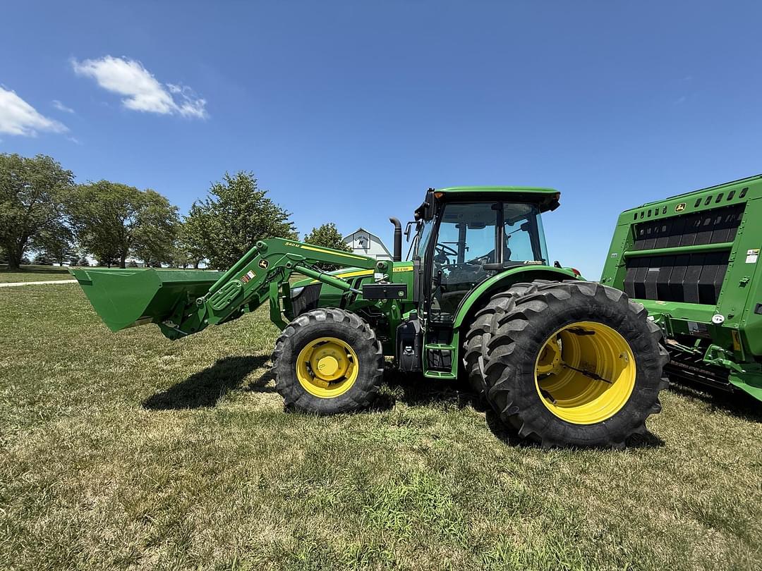 Image of John Deere 5115M Primary image