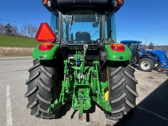 Image of John Deere 5115M equipment image 4