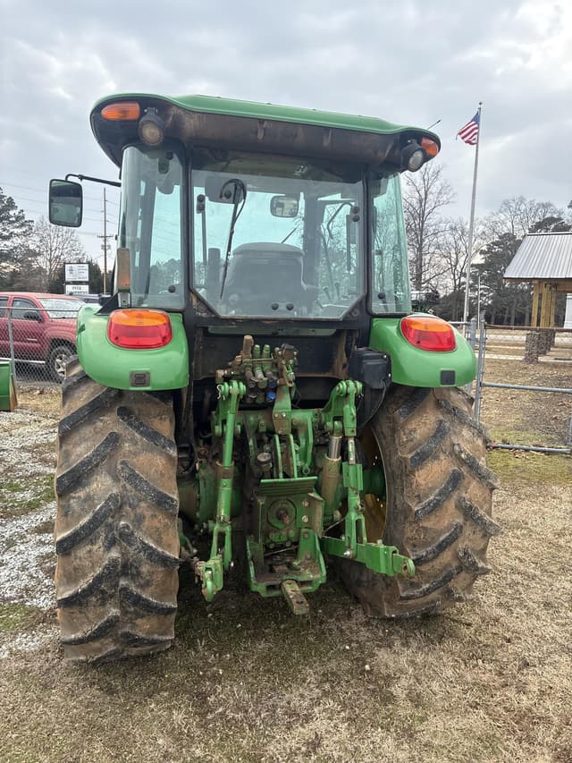 Image of John Deere 5115M equipment image 4
