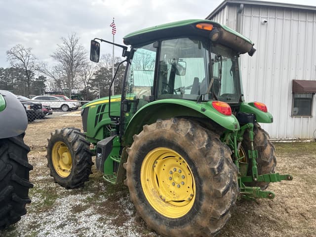 Image of John Deere 5115M equipment image 3