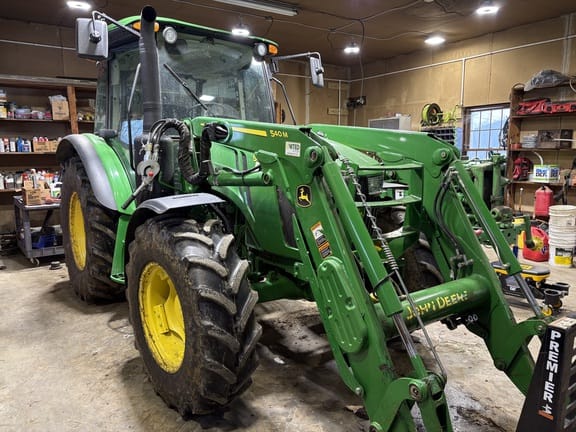 2019 John Deere 5115M Equipment Image0