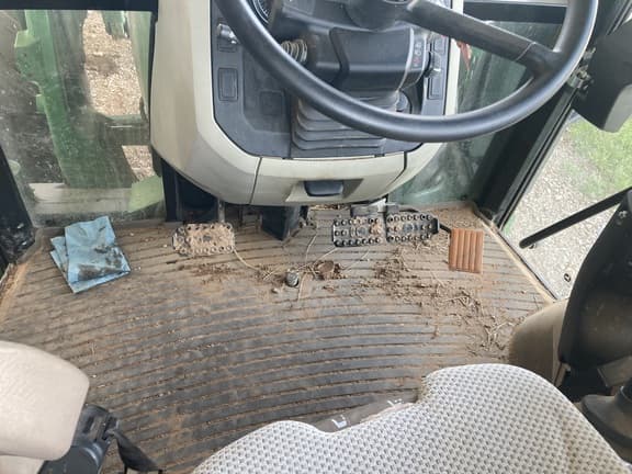 Image of John Deere 5115M equipment image 4