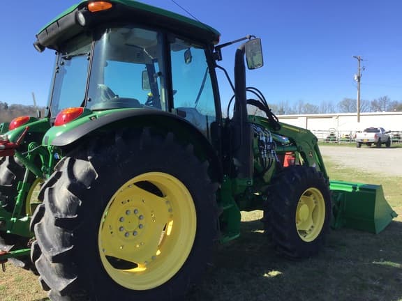 Image of John Deere 5115M equipment image 2