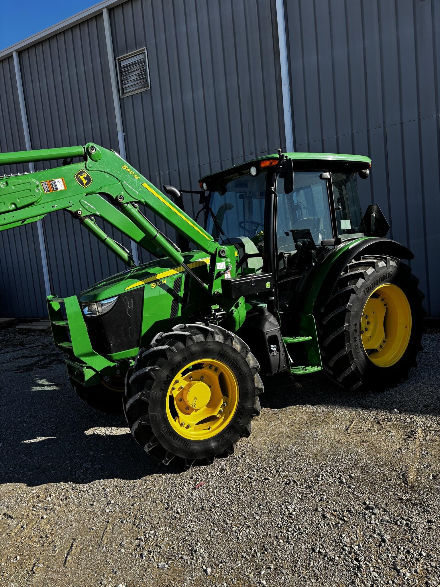 2019 John Deere 5115M Equipment Image0
