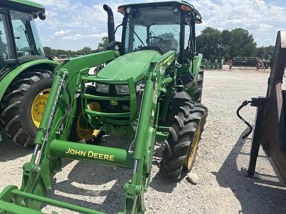 Image of John Deere 5115M Primary image