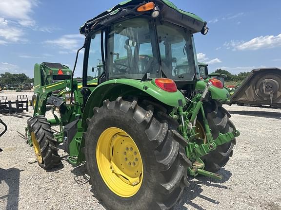 Image of John Deere 5115M equipment image 4