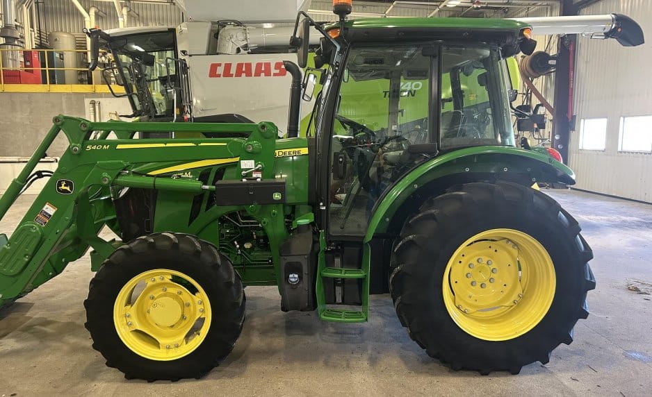 2019 John Deere 5115M Image