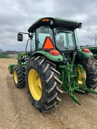 Image of John Deere 5115M equipment image 4