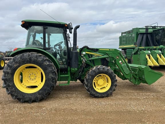 Image of John Deere 5115M equipment image 3