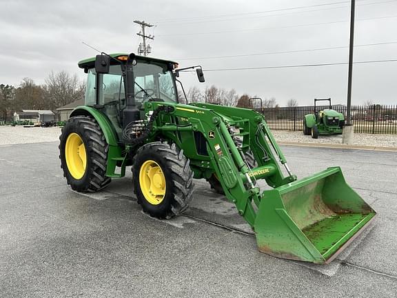 Image of John Deere 5115M equipment image 3