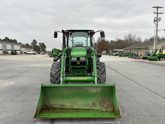 Image of John Deere 5115M equipment image 2