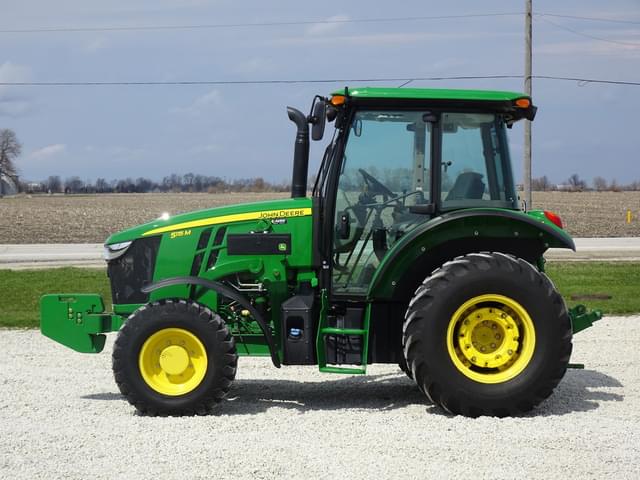Image of John Deere 5115M equipment image 1