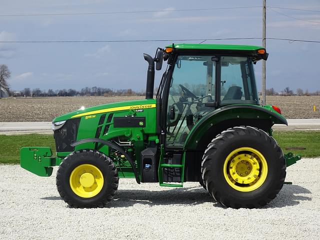 Image of John Deere 5115M equipment image 1