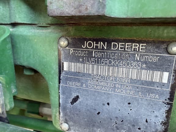 Image of John Deere 5115R equipment image 1