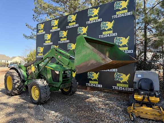 Image of John Deere 5125ML equipment image 2