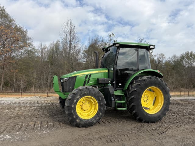 Image of John Deere 5125R equipment image 1