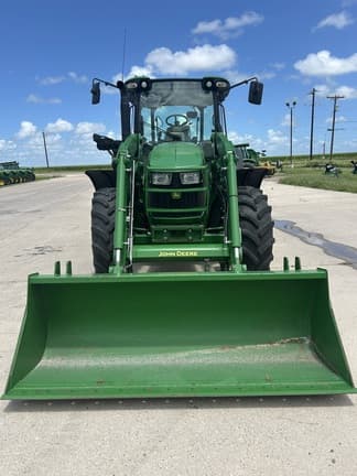 Image of John Deere 5125R equipment image 1