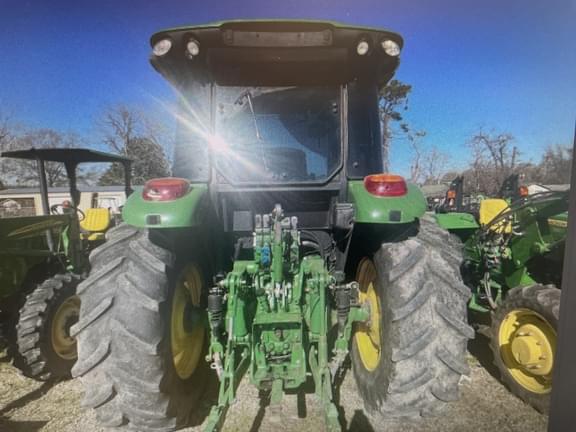 Image of John Deere 5125R equipment image 3