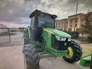 2019 John Deere 5125R Image