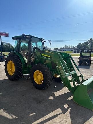 Image of John Deere 5125R equipment image 2