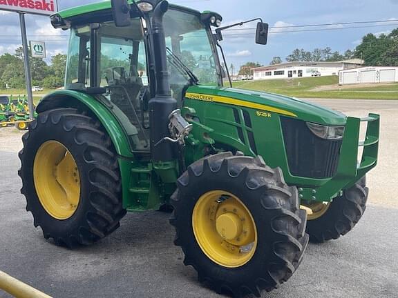 Image of John Deere 5125R equipment image 3