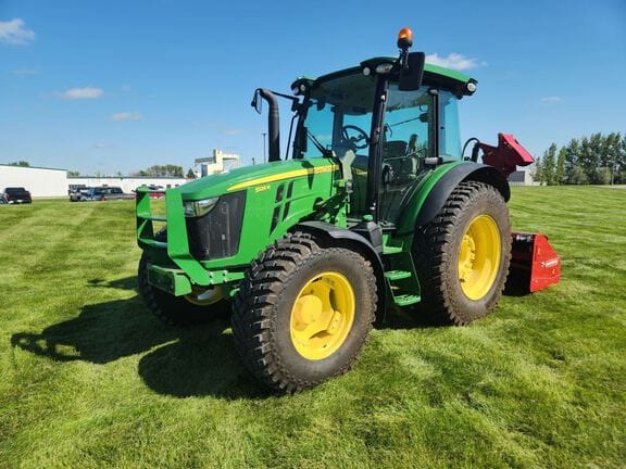 2019 John Deere 5125R Equipment Image0