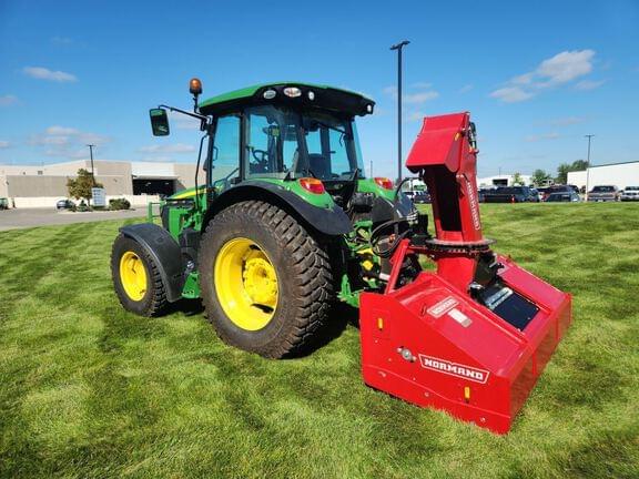 Image of John Deere 5125R equipment image 2
