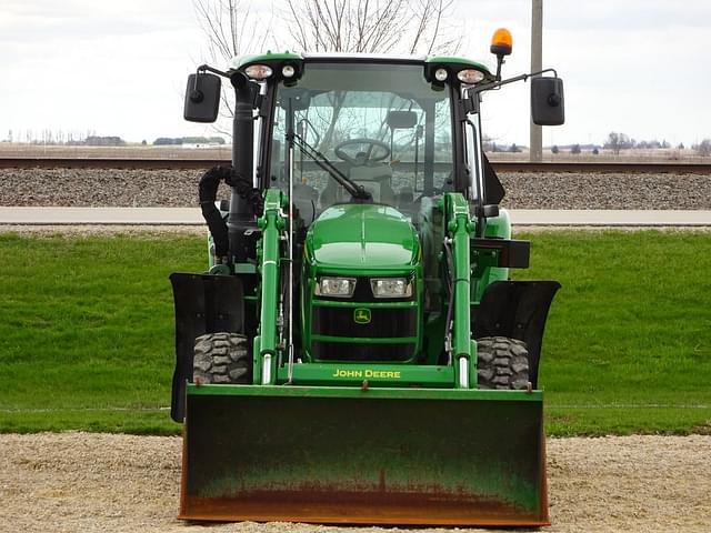 Image of John Deere 5125R equipment image 2