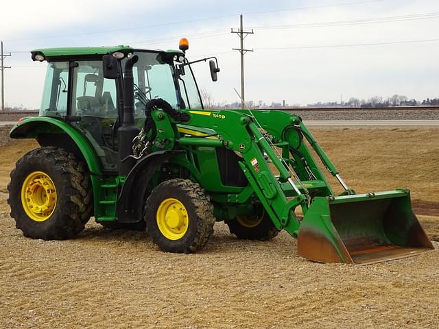 Image of John Deere 5125R equipment image 2