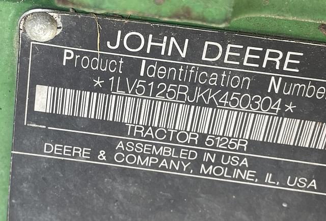 Image of John Deere 5125R equipment image 3