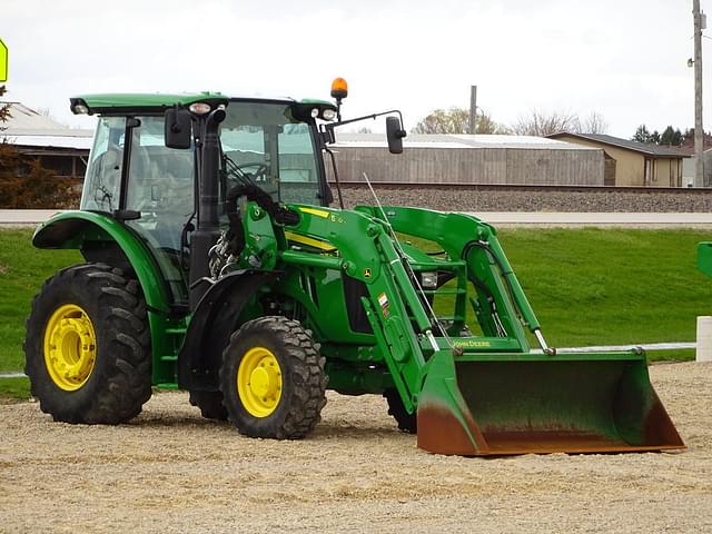 Image of John Deere 5125R equipment image 3