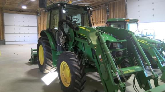 Image of John Deere 5125R equipment image 3