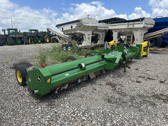 Image of John Deere 520 equipment image 2