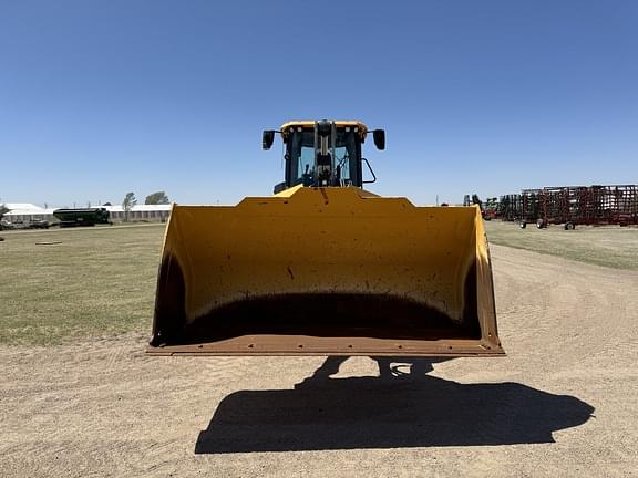 Image of John Deere 544L equipment image 3