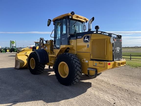Thumbnail image John Deere 544L 5