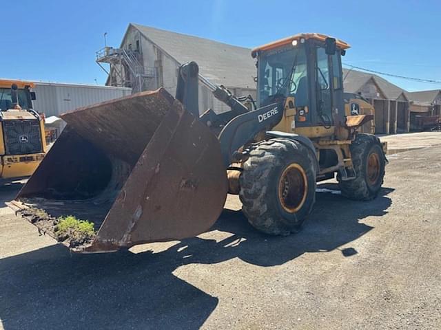 Image of John Deere 544L equipment image 3