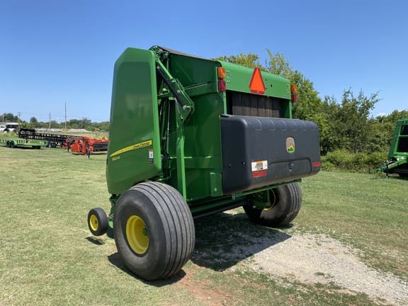 Image of John Deere 560M equipment image 2