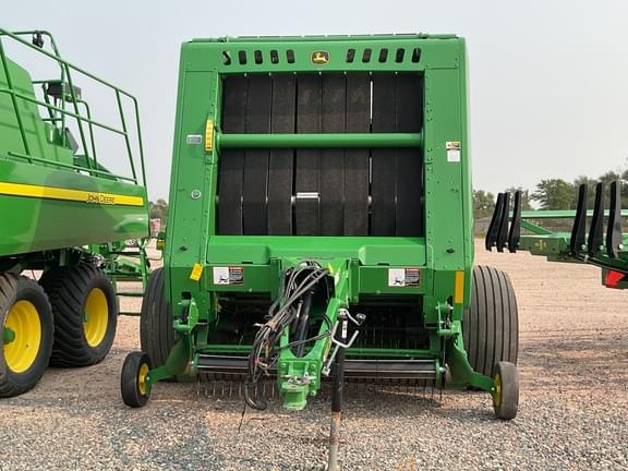 Image of John Deere 560M equipment image 4