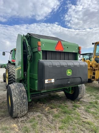 Image of John Deere 560M equipment image 1