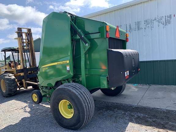 Image of John Deere 560M equipment image 4