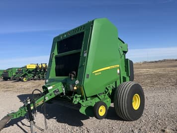 Main image John Deere 560M