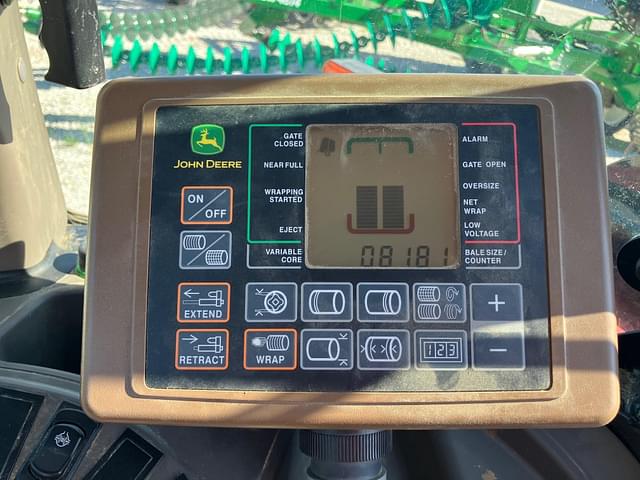 Image of John Deere 560M equipment image 3