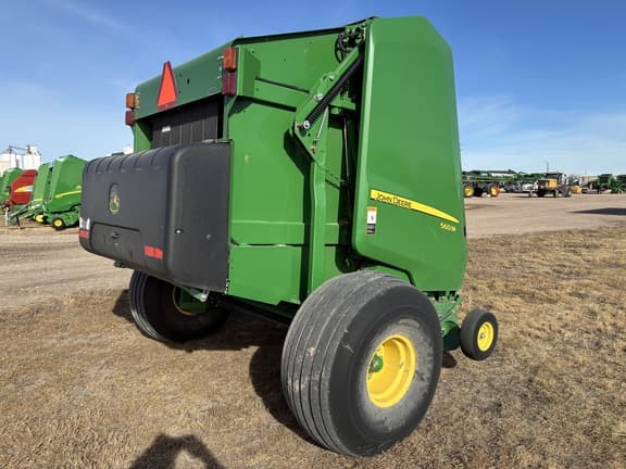 Image of John Deere 560M equipment image 1