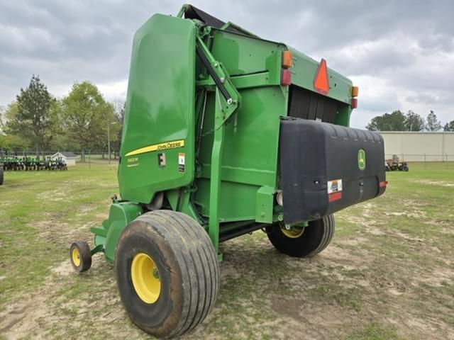 Image of John Deere 560M equipment image 4
