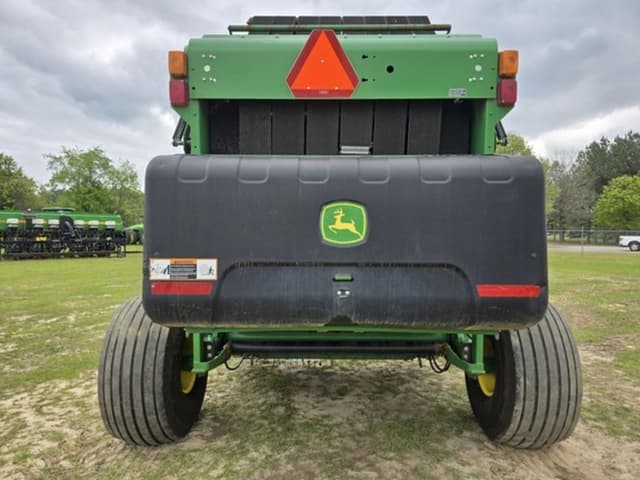 Image of John Deere 560M equipment image 3