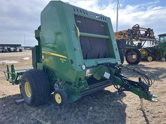 Image of John Deere 560M equipment image 2