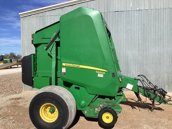 Image of John Deere 560M equipment image 2