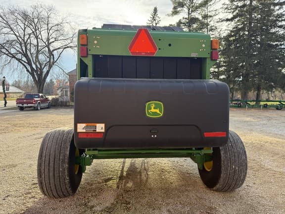 Image of John Deere 560M equipment image 3